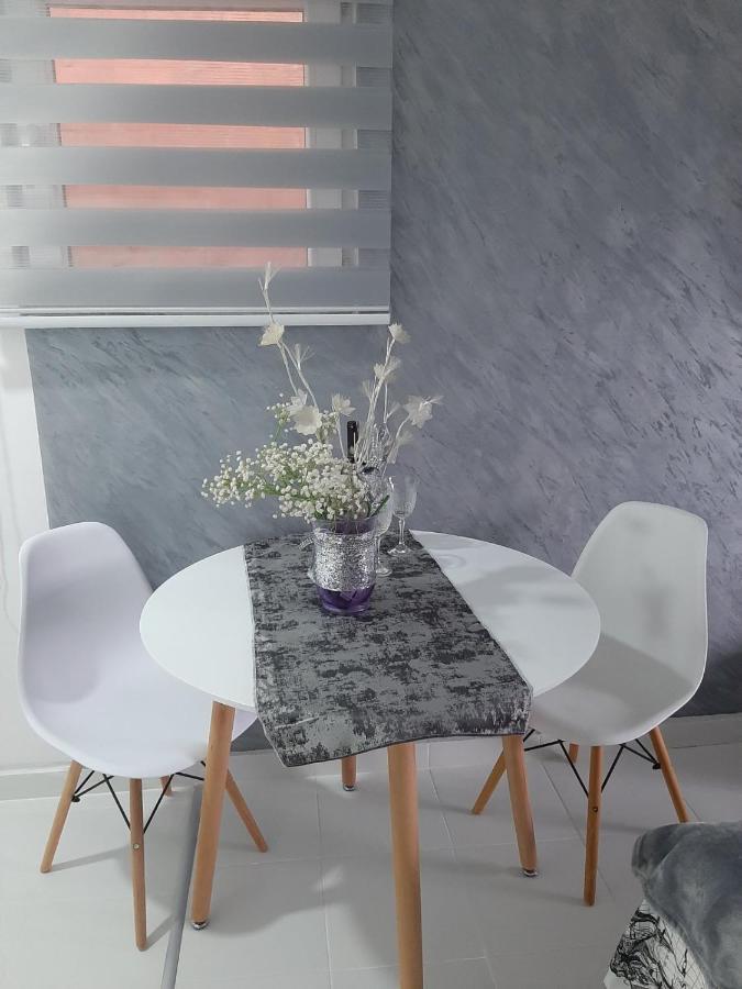 Cozzy Apartment Near The Aiport Podgorica Bagian luar foto