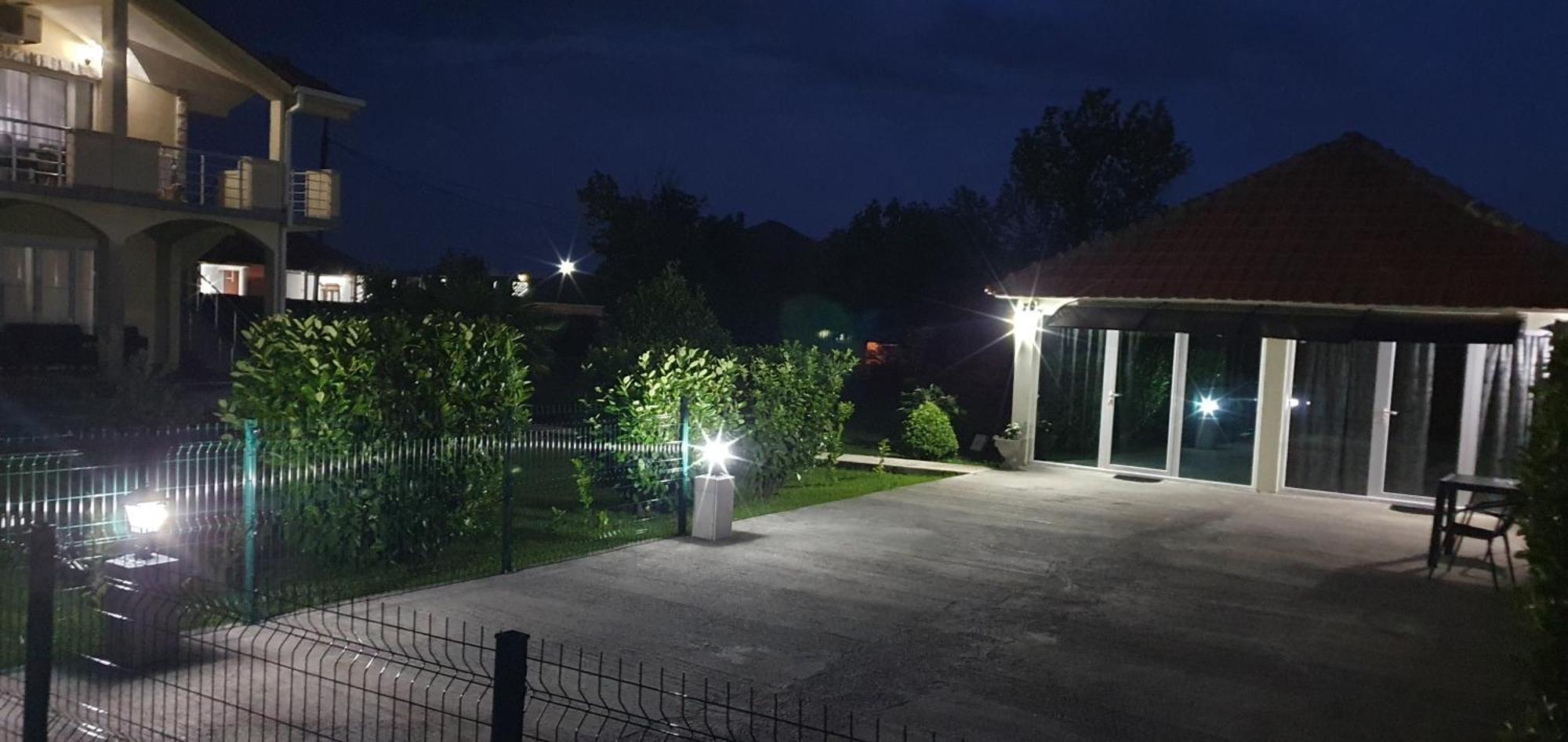 Cozzy Apartment Near The Aiport Podgorica Bagian luar foto