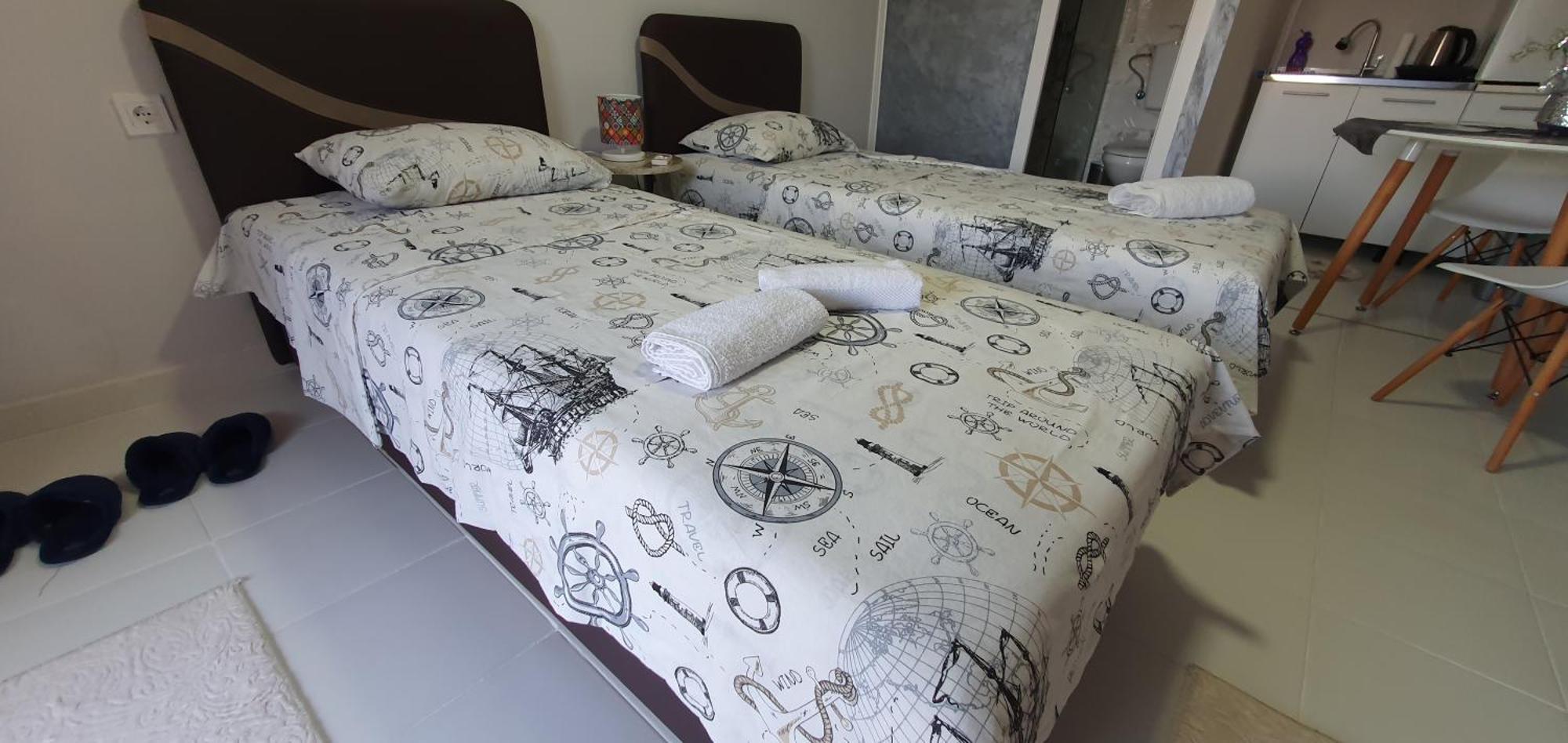 Cozzy Apartment Near The Aiport Podgorica Bagian luar foto